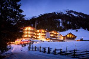 冬天的Adler Inn Tyrol Mountain Resort SUPERIOR