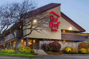 Red Roof Inn Madison, WI的门面或入口