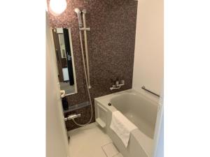 BANDE HOTEL OSAKA - Vacation STAY 98152的一间浴室