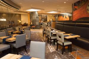 费尔伯恩Holiday Inn Dayton/Fairborn I-675, an IHG Hotel的相册照片