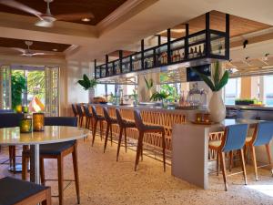 San Diego Mission Bay Resort酒廊或酒吧区