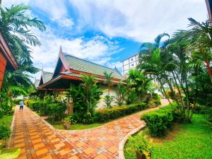 奈扬海滩Airport Resort Phuket的相册照片