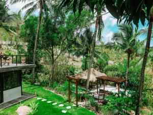 塞隆贝拉纳克Kirikan Villas, Secluded Jungle Paradise的相册照片