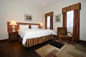 卡拉洛奇酒店客房内的一张或多张床位