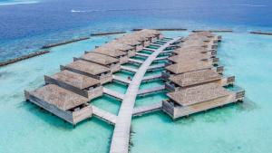 北马累环礁Kagi Maldives Resort & Spa的水上度假村的空中景观