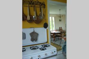 Ferme de Wichery, Gite 2-6 pers.的厨房或小厨房