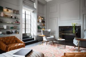 费城帕洛马金普顿酒店的休息区