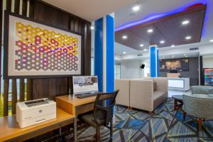 德兰Holiday Inn Express & Suites - Deland South, an IHG Hotel的相册照片