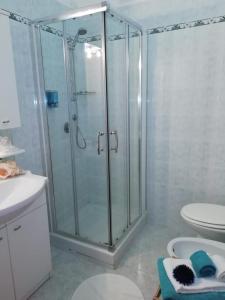卡拉巴塔利亚酒店的一间浴室