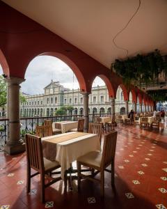 Hotel Boutique Casa Zevallos餐厅或其他用餐的地方
