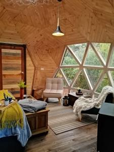 Glamping Cantabria的休息区