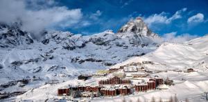 布勒伊-切尔维尼亚Cretes Blanches Matterhorn的相册照片