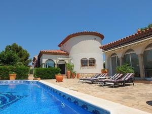 拉梅特拉·德·玛尔Villa Leonore stunning 2bedroom villa with air-conditioning & private swimming pool的相册照片