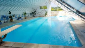 CrastesVilla de 4 chambres avec piscine privee jardin clos et wifi a Crastes的相册照片
