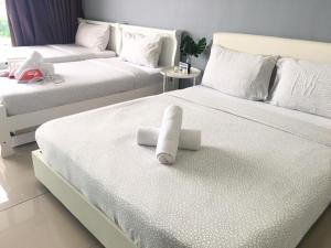 PALAZIO CONDO (MOUNT AUSTIN)