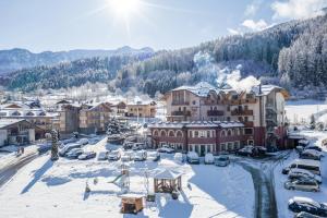 科姆梅扎杜拉Tevini Dolomites Charming Hotel的相册照片