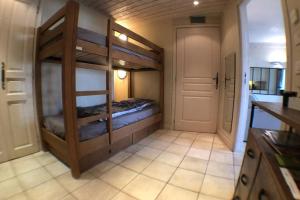 杜约特Rare : au bord du lac d’Annecy, cosy appartement en rez de jardin avec terrasse privative的相册照片