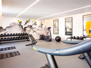 ibis Styles Klagenfurt am Woerthersee的健身中心和/或健身设施