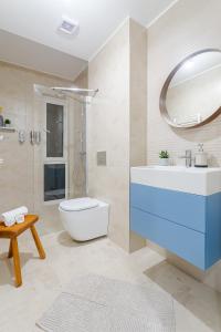 Il Lago - Azur - Cozy Luxurious Smart Home By The Lake的一间浴室