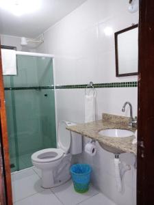 Casa do Tio Eri - Geribá - 100 metros da Praia的一间浴室