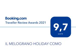 科莫IL MELOGRANO HOLIDAY COMO的蓝色长方形旅行审查奖的标签