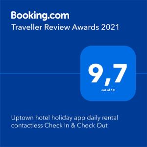 法马古斯塔Uptown holiday app daily rental contactless Check In & Check Out的每日肾脏联系检查退房时酒店假日应用程序的屏幕
