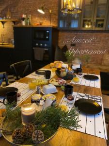 Auszeit-Appartement Wernigerode餐厅或其他用餐的地方