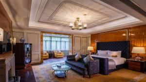 上海瑞金洲际酒店 - 百年传奇历史建筑的休息区