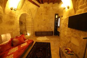 Hancı Cave Hotel的休息区