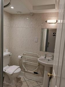 罗盘宾馆的一间浴室