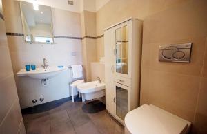 Appartamenti - Villa Mare的一间浴室