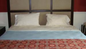 纽黑文酒店客房内的一张或多张床位