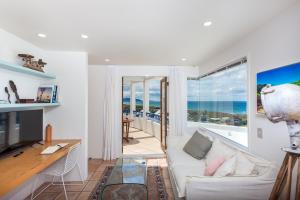 BowentownNaxos - Med style castle, ocean views from every room!的相册照片