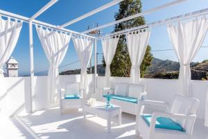 孔佩塔3 bedrooms villa with sea view private pool and furnished terrace at Competa的相册照片