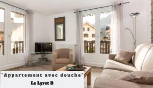 2 Appartements à Chamonix centre ville, vue Mont-Blanc, Lyret ou Morgane的休息区