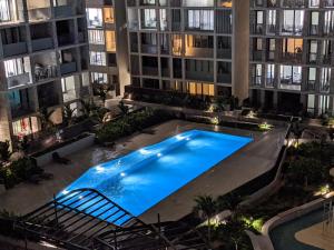 悉尼Luxury 3-bed 2-bath, balcony, with pool included, NO PARTIES!的相册照片