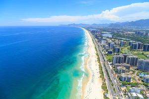 里约热内卢Barra da Tijuca de frente para o mar - 2 suítes até 6 pessoas em camas的相册照片