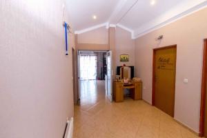 Apartment in Kampor/Insel Rab 33789的厨房或小厨房