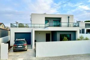 圣马蒂纽·杜·波特New and modern 3 bedroom Villa with private heated pool near Nazaré的相册照片