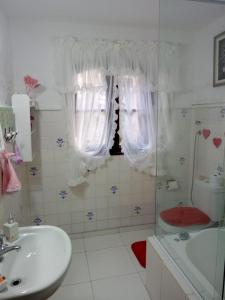 Chalé pinheiro velho的一间浴室
