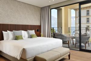 Grand Hotel Victoria concept & spa, by R Collection Hotels客房内的一张或多张床位