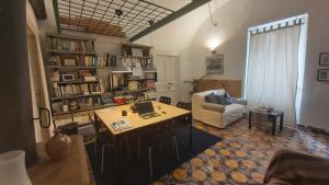卡瓦德蒂雷尼Room in Villa - dimora aganoor business suite的相册照片