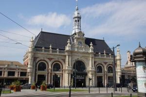 瓦朗西纳Appartement centre de Valenciennes entièrement équipé 64m2的相册照片