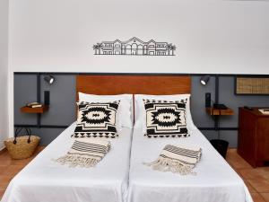 Coral Cotillo Beach客房内的一张或多张床位