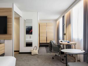 Novotel Den Haag City Centre, fully renovated的休息区