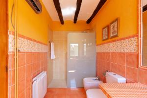 Cal Salut Priorat, Casa y apartamento的一间浴室