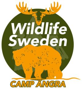 KårböleB&B Camp Ängra的美洲西部野营中野生动物的 ⁇ 鹿标志