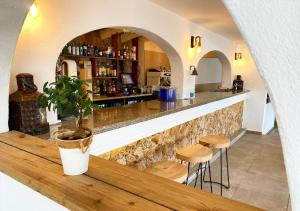Club Menorca - Solo Adultos酒廊或酒吧区