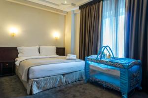 皇宫酒店客房内的一张或多张床位