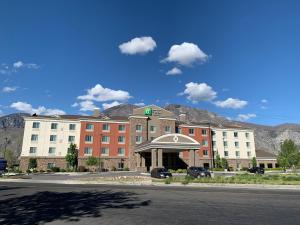 史普林维尔Holiday Inn Express & Suites Springville-South Provo Area, an IHG Hotel的相册照片